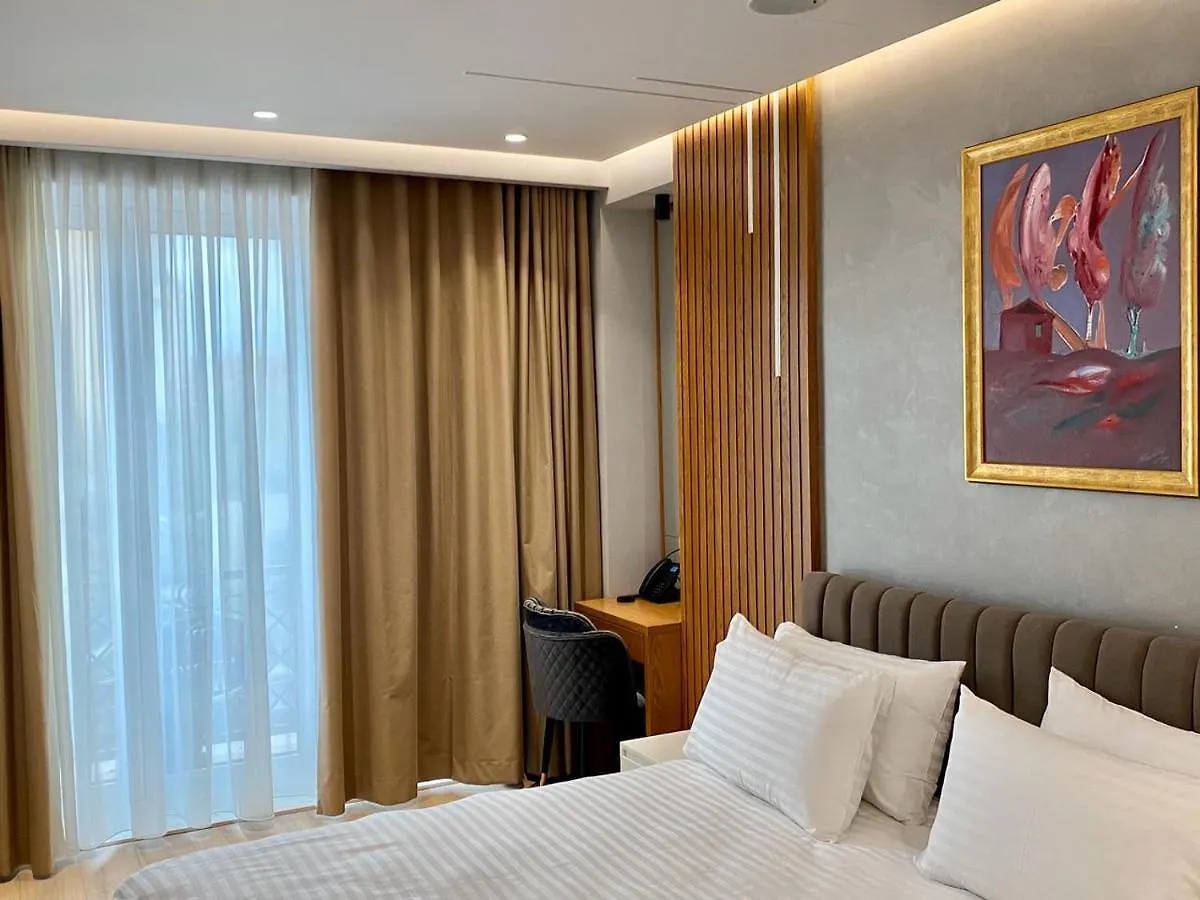 Primo Hotel Tirana